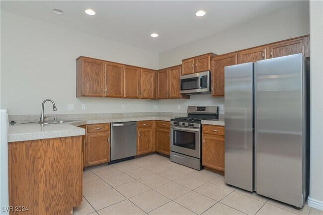 Photo - 636 Marlberry Pl