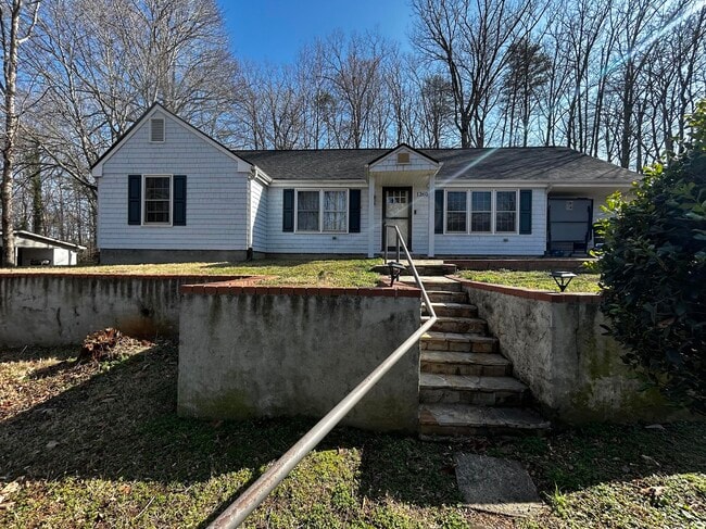 Building Photo - 1260 Blanton St