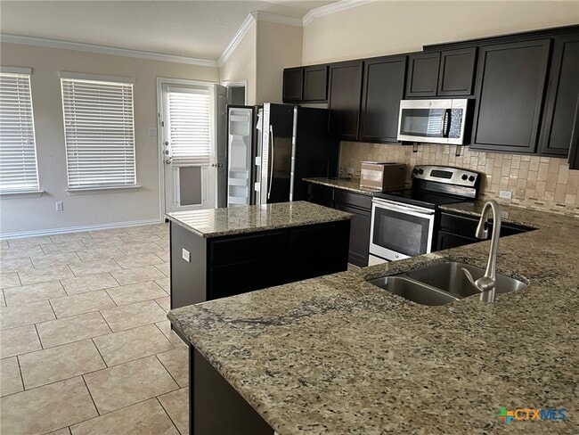 Photo - 6110 Taffinder Ln