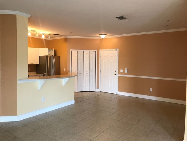 Photo - 3593CR#431(75) Unit 431