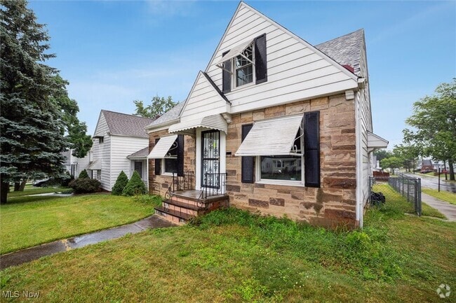 Building Photo - 5145 E 114th St Rental