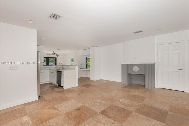 Photo - 344 Payne Dr