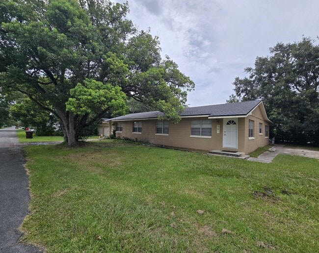 Building Photo - 50 6th St Rental