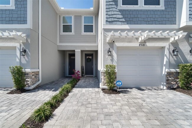 8518 Primrose Willow Pl