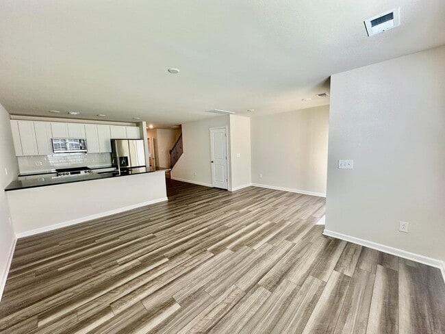 Photo - 109 Rose Park Ct