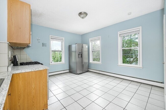 Photo - 30-32 Appleton St-