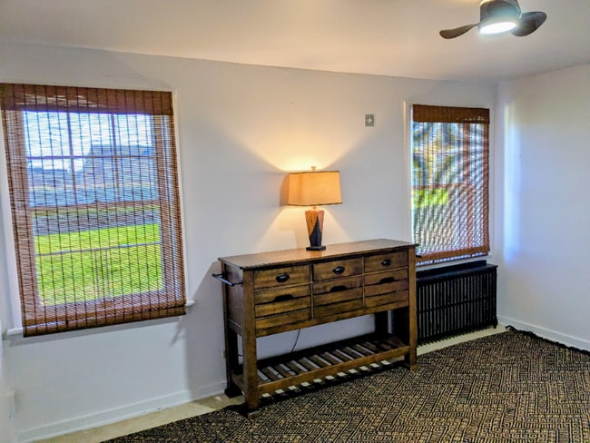 Photo - 2274 S Market St Unit #1