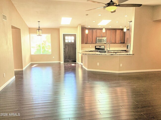 Photo - 5916 E Spring Rd