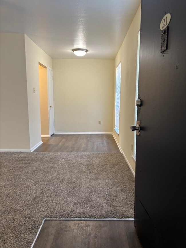 Entryway - El Cid Apartments