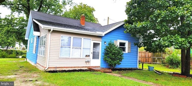 Photo - 104 Middleneck Ln House