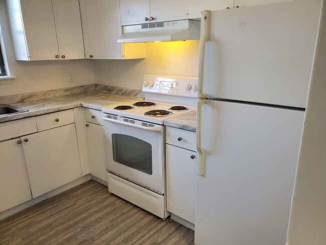 Cocina ángulo 1 - Brook Bridge Apartments