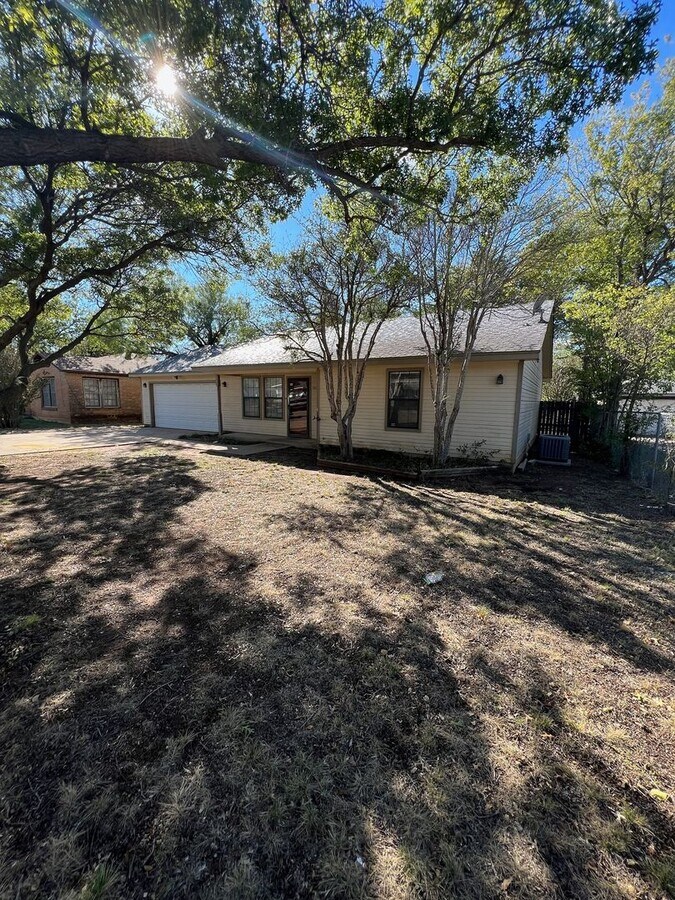 Great south side location - Great south side location