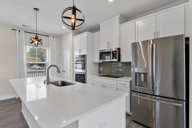 Photo - 113 Eagle Wood Dr