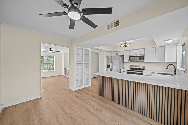 Building Photo - 18018 Autumn Trails Ln