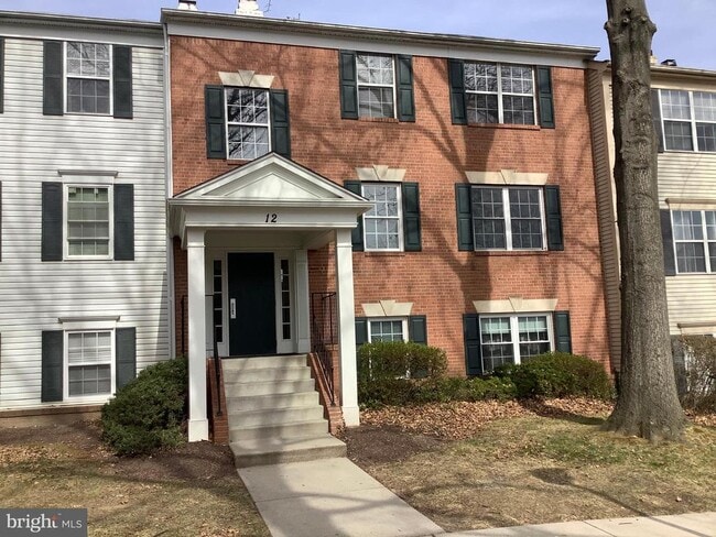 Photo - 12 Normandy Square Ct Apartment Unit 3AD
