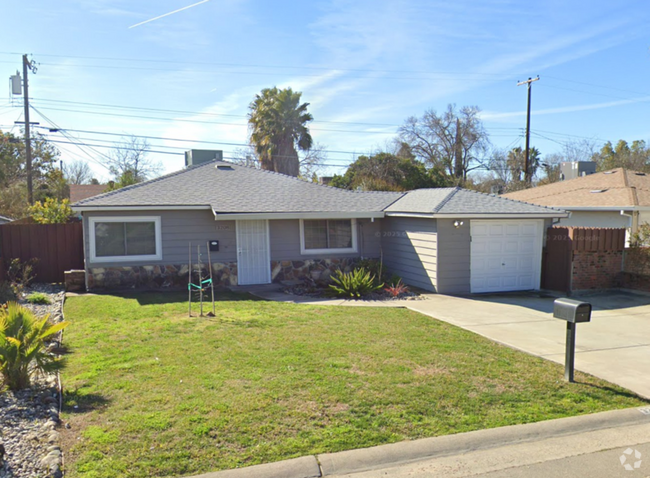 Building Photo - 3208 Hurley Way Rental
