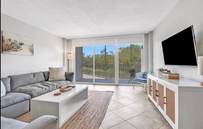 Photo - 5 Bluebill Ave Unidad 203