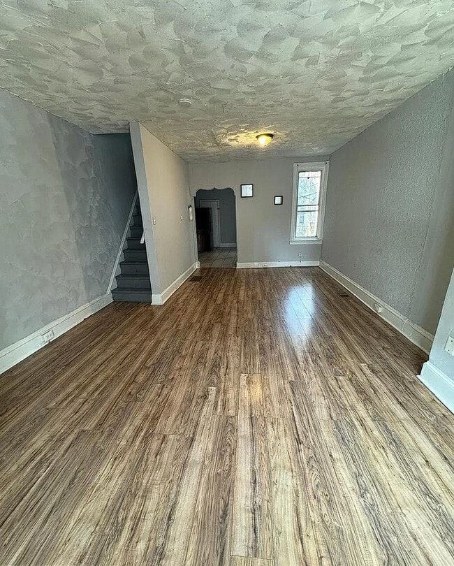 Photo - 426 N Salford St