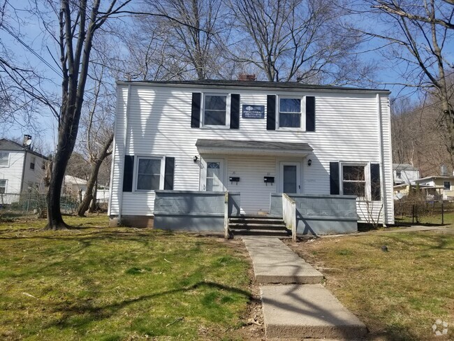 Building Photo - 33 Rock Creek Rd Unit 1 Rental