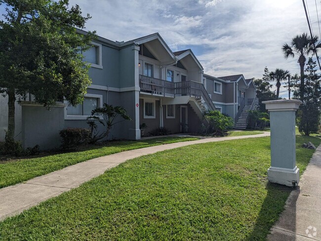 Building Photo - Cedar Creek Villas Rental