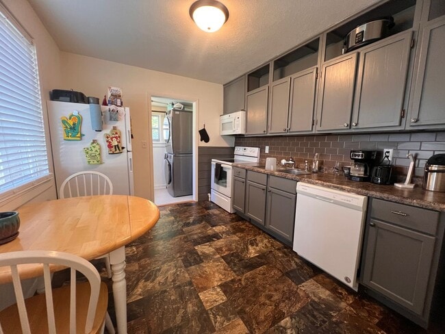 Photo - 1350 Mead Ave A Unit 1350 Mead Ave