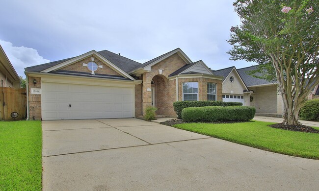 Photo - 15938 Cottage Ivy Cir