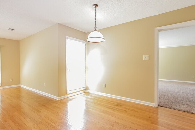Photo - 300 N Ericson Rd
