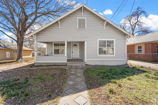 Building Photo - 1018 Chaffin St Rental