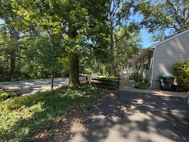 Photo - 1611 Cherry Ave