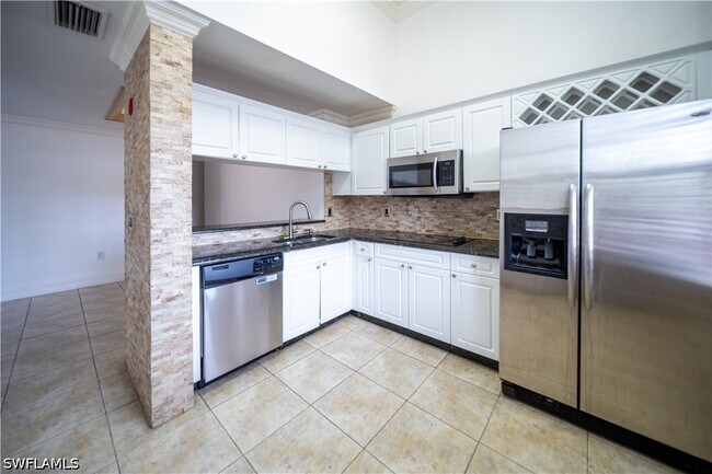 Photo - 3407 Winkler Ave Unit 304