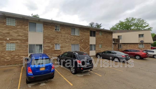 Building Photo - 351 Southland Dr Unit Apt 11