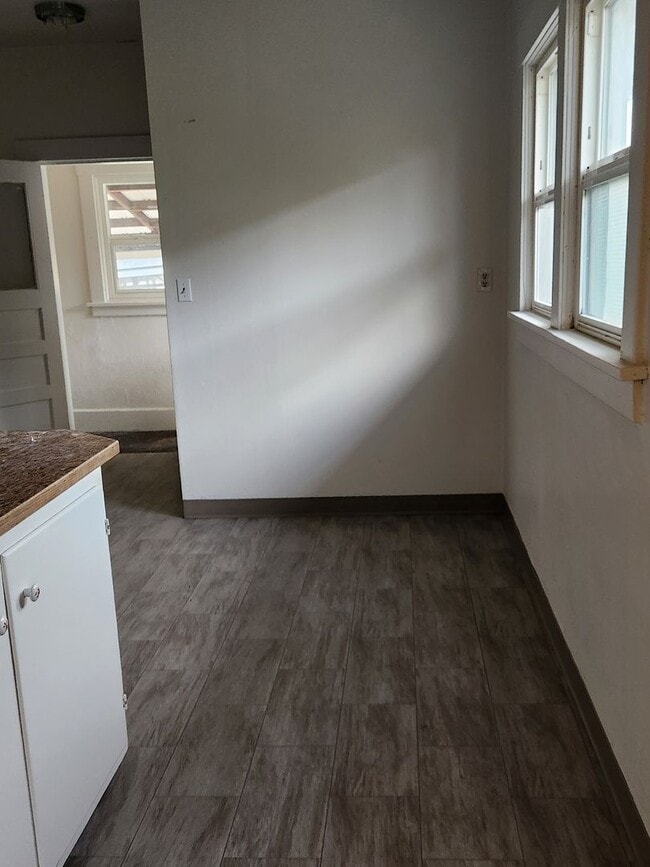 Photo - d1128 Unit 1