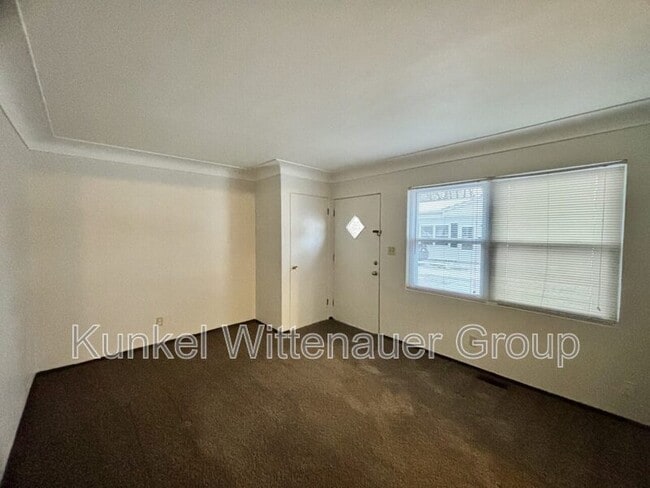 Photo - 4 Hickory Ct