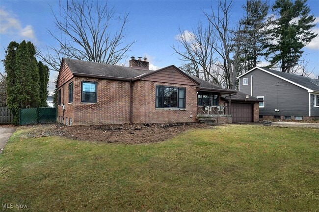 Photo - 21775 Hillsdale Ave