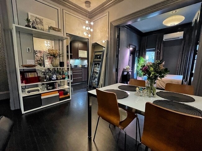 Photo - 15 E Springfield St Unit 2