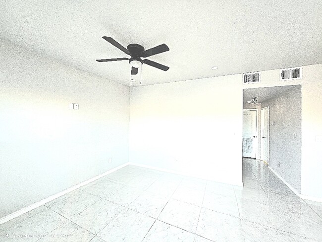 Photo - 2777 Chavarria St Unidad 1