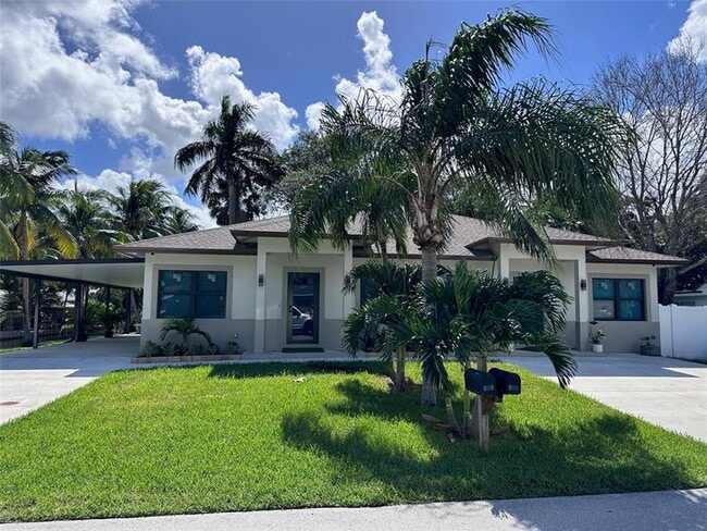 Building Photo - 2886 SW 17th St Rental