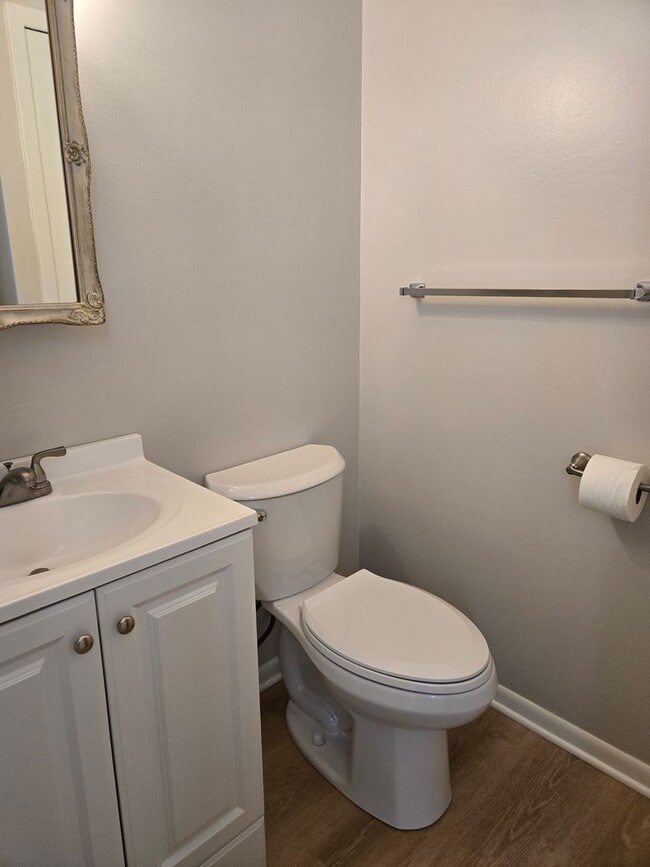 Photo - 1244 Colonial Dr