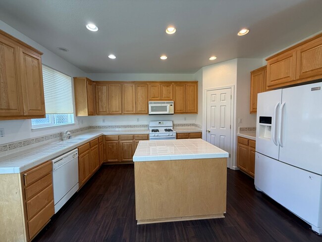 2429 Flatley Cir