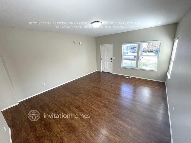 Photo - 2321 171st St E