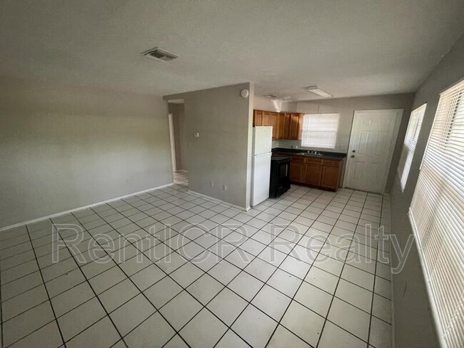 Photo - 1731 Overbrook Ave