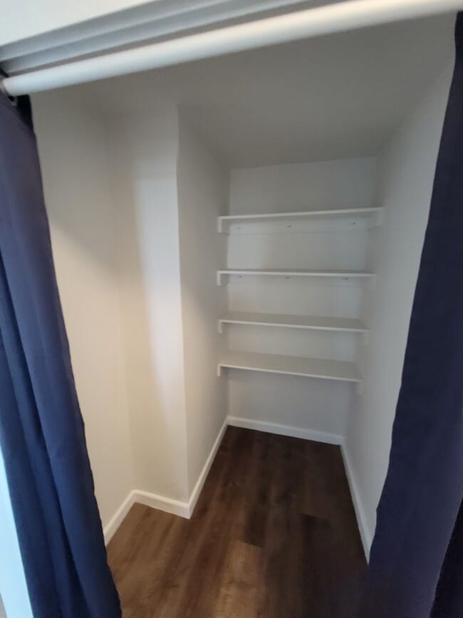 Photo - 11720 Edgewater Dr Unit 816