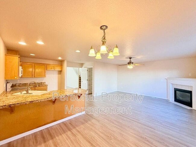 Photo - 16524 NE 19th St