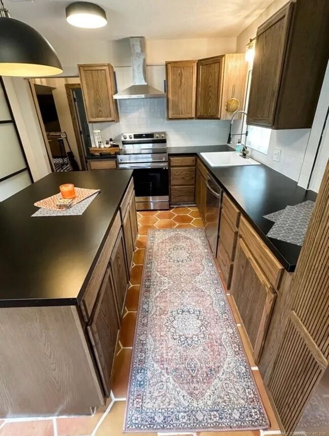 Photo - 3 Bedroom 2 Bath House for Lease!!