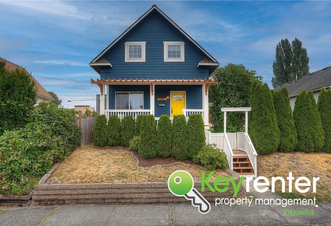 Building Photo - Captivating Multi-level 4Bed/2Bath Tacoma ...