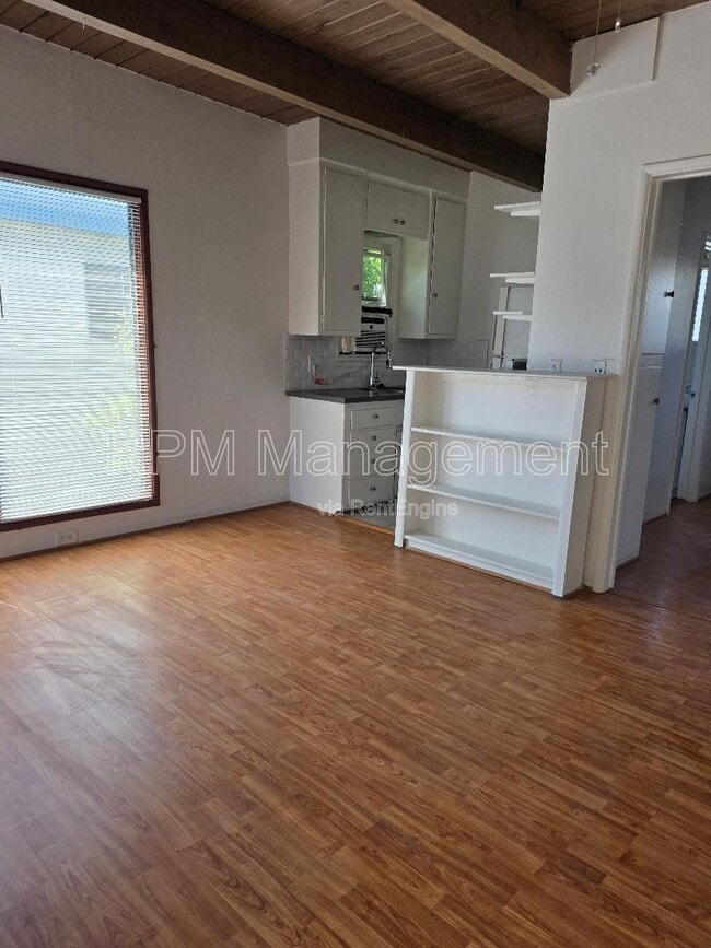 Photo - 1909 Beachwood Dr Unit 12