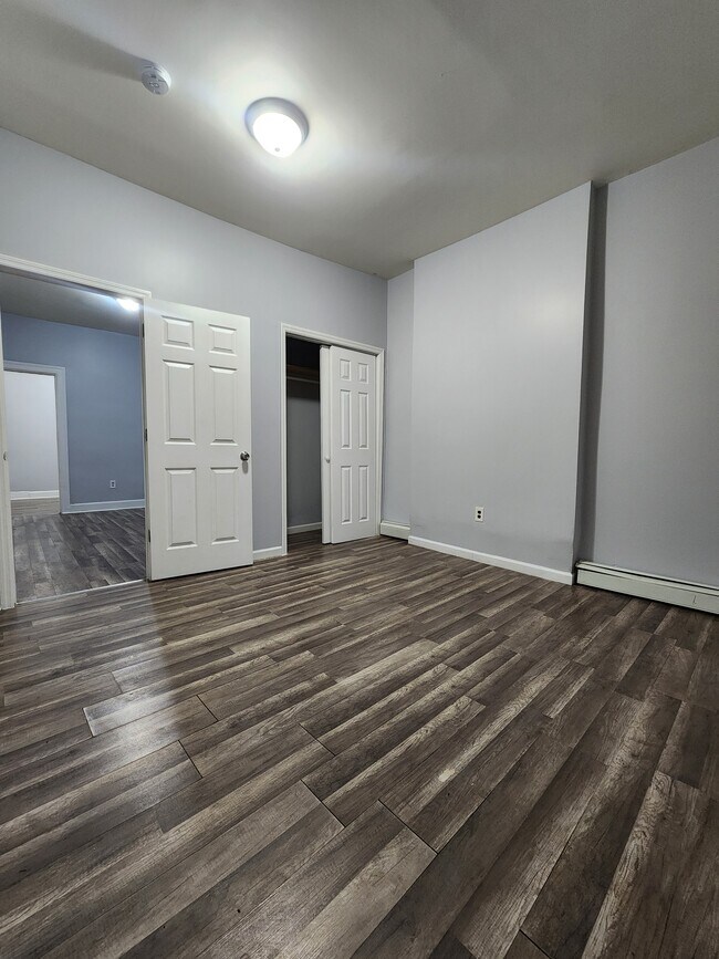 Unit 2 - 100 Wilkinson Ave Unit 2