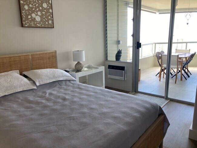 Photo - 2600 Pualani Way Unidad 2904