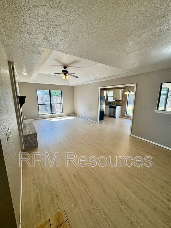 Photo - 2009 W Rockypoint Dr