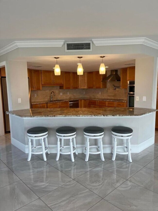 Photo - 155 Yacht Club Dr